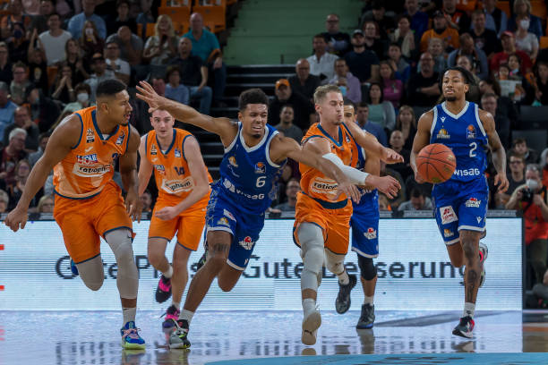 的防守位置 的防守位置