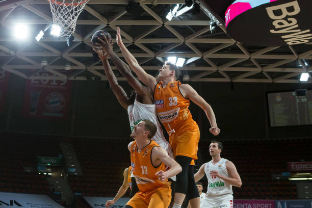 也不会松懈 也不会松懈