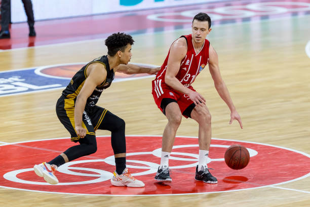 本土教练培 本土教练培